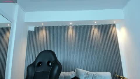 Snapshot of charlotte_whitee1 chatting on October 20, 11:54 am Charlotte Everyday From 0700 to 1300 Col Time online show from October 20, 11:54 am