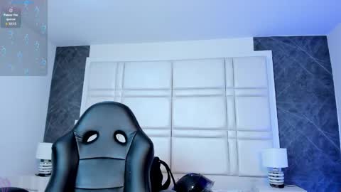 Snapshot of charlotte_whitee1 chatting on April 29, 11:36 am Charlotte Everyday From 0700 to 1300 Col Time online show from April 29, 11:36 am