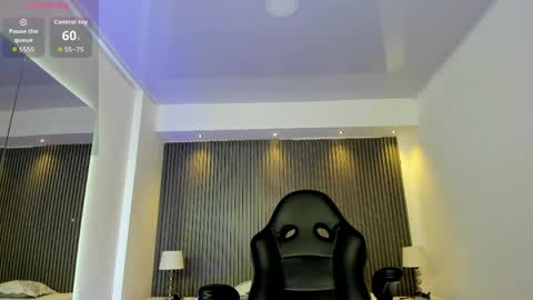 Snapshot of charlotte_whitee1 chatting on May 11, 11:16 am Charlotte Everyday From 0700 to 1300 Col Time online show from May 11, 11:16 am