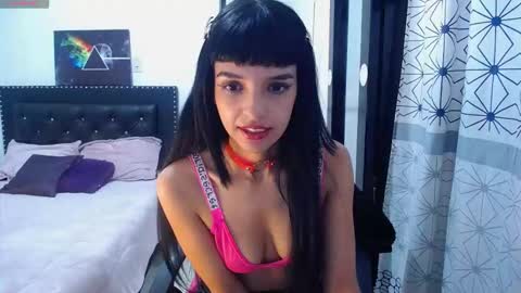 Snapshot of charlotteblue117 chatting on November 14, 7:12 pm charlotte online show from November 14, 7:12 pm