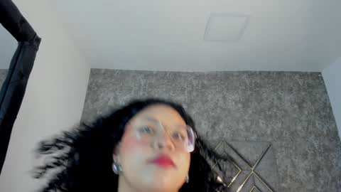Charlotte  online show from December 14, 1:06 am