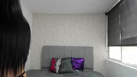 Snapshot of charlottegray_ chatting on March 3, 7:17 pm CHARLOTTE online show from March 3, 7:17 pm