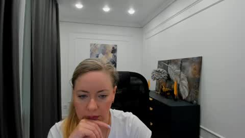 Charlotte online show from May 18, 11:49 am