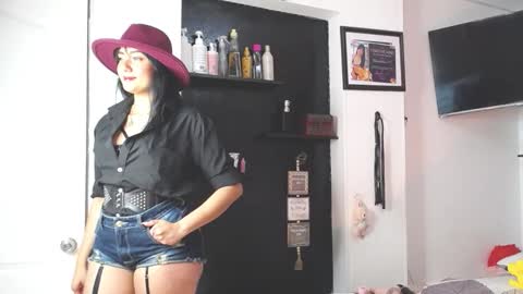 charlottekiss99 online show from October 18, 11:55 am