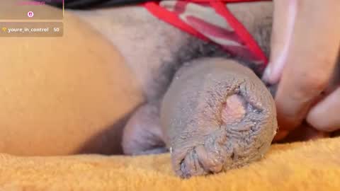 Snapshot of charlottelaurent chatting on January 15, 12:26 am Char online show from January 15, 12:26 am