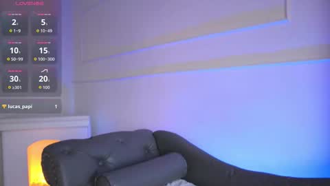 Snapshot of charlotterusso chatting on September 27, 1:05 pm Lauren Rus online show from September 27, 1:05 pm