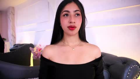 Snapshot of charlotterusso chatting on May 22, 12:55 pm Lauren Rus online show from May 22, 12:55 pm