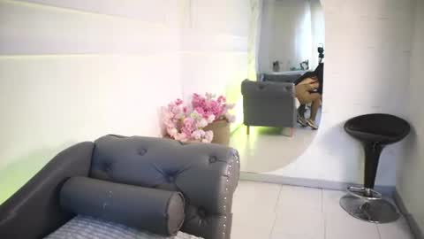 Snapshot of charlotterusso chatting on June 23, 12:36 pm Lauren Rus online show from June 23, 12:36 pm