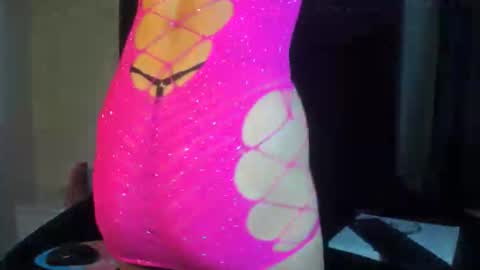 Snapshot of charlottesexrs chatting on April 14, 11:00 pm charlottesexrs online show from April 14, 11:00 pm