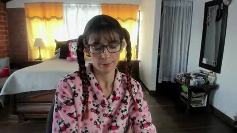 Charlotte online show from April 28, 4:12 pm