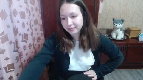 Snapshot of charming_ass chatting on December 19, 11:50 am Maria and Maik online show from December 19, 11:50 am
