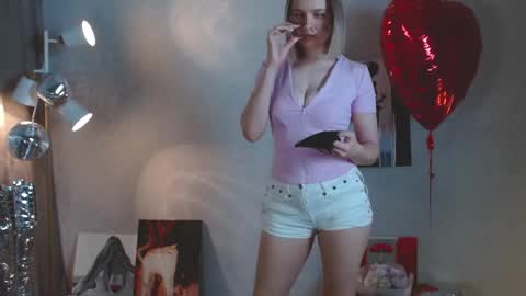 Michelle  online show from February 24, 2:20 am