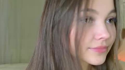 Kaylee online show from February 6, 4:32 pm