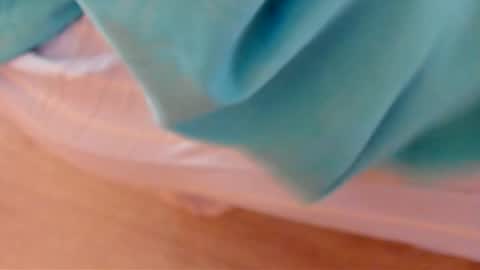 katie online show from October 18, 8:59 am