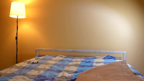 katie online show from December 5, 12:14 pm