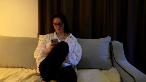 katie online show from February 5, 5:56 am