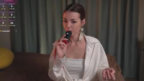 Belle and Miley online show from February 11, 3:17 pm