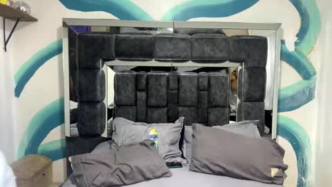 Sam and mike online show from February 2, 3:38 am