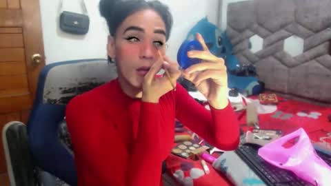 Diiosa v online show from February 11, 9:36 am