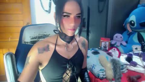 Diiosa v online show from February 12, 6:03 pm