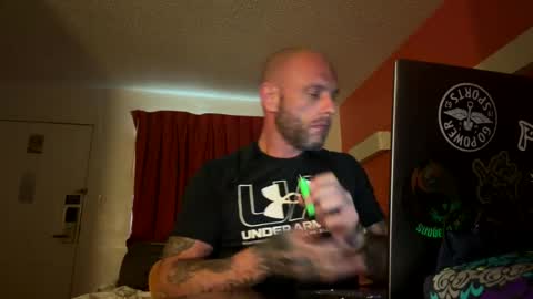 Snapshot of chase2attract chatting on July 24, 8:23 am Chase2Attract online show from July 24, 8:23 am