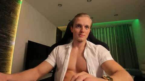Chase Reed online show from October 25, 7:30 pm