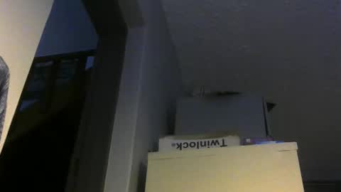 Snapshot of chaturbatordeluxe chatting on December 22, 3:25 am chaturbatordeluxe online show from December 22, 3:25 am