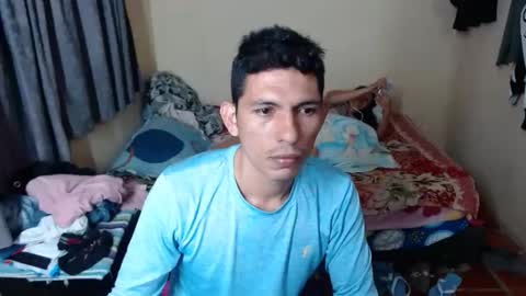 Snapshot of chayanne_odisea chatting on March 2, 1:15 am chayanne_odisea online show from March 2, 1:15 am