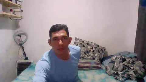 Snapshot of chayanne_odisea chatting on August 9, 8:58 pm chayanne_odisea online show from August 9, 8:58 pm