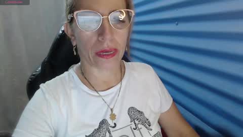CHAYLA VICTORIA RUIZ  online show from May 2, 10:15 pm
