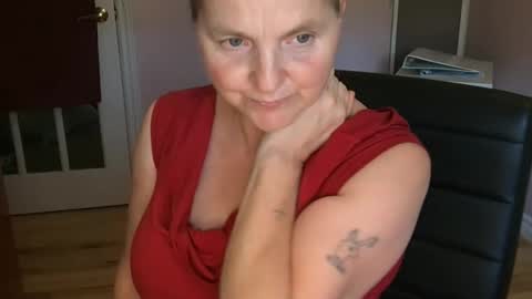 chealsiek online show from September 27, 6:57 pm