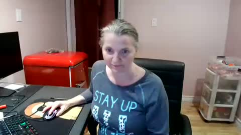 chealsiek online show from November 6, 1:28 am