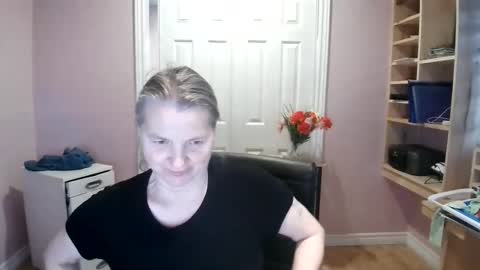 chealsiek online show from March 19, 10:14 pm