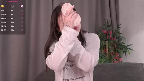 Lia online show from March 7, 4:26 pm