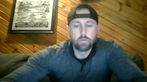 Snapshot of cheeks_1524 chatting on February 8, 10:13 pm cheeks_1524 online show from February 8, 10:13 pm