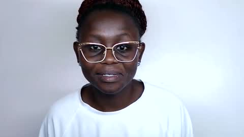 Snapshot of cheeky_charms chatting on September 18, 9:00 am cheeky_charms online show from September 18, 9:00 am