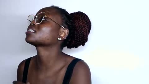 Snapshot of cheeky_charms chatting on September 26, 7:18 pm cheeky_charms online show from September 26, 7:18 pm