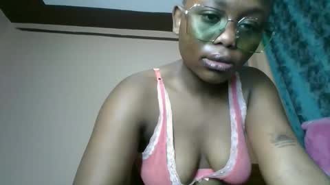 cheeky_charms online show from May 17, 1:58 am