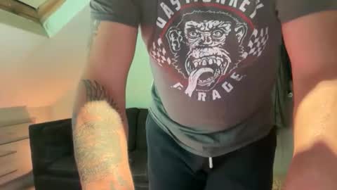 Cheekylondon online show from October 29, 10:33 pm