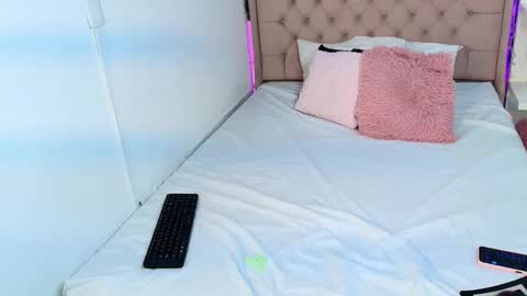 cheerry_moon online show from March 5, 7:32 pm