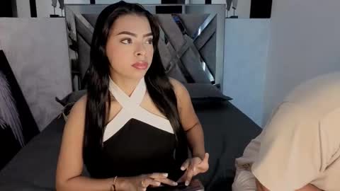   online show from December 21, 9:44 pm