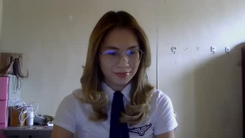 Snapshot of chelly4u69 chatting on September 16, 4:35 am chelly4u69 online show from September 16, 4:35 am