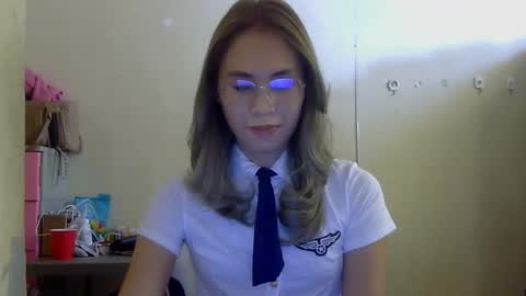 Snapshot of chelly4u69 chatting on September 18, 4:47 am chelly4u69 online show from September 18, 4:47 am