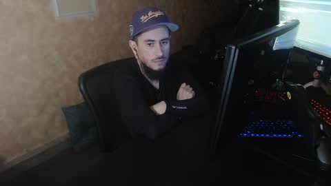 Chelsea online show from April 1, 3:07 am