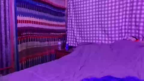 Chelseen online show from May 10, 9:42 pm