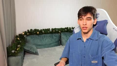 LUCASRYANPVT IS OPEN online show from December 11, 12:12 pm