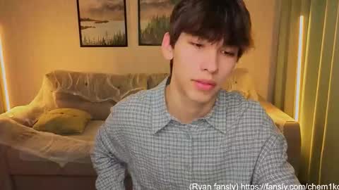 Snapshot of chem1ko chatting on November 3, 7:53 am LUCASRYANPVT IS OPEN online show from November 3, 7:53 am