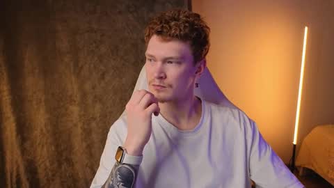 LUCASRYANPVT IS OPEN online show from May 16, 3:03 am