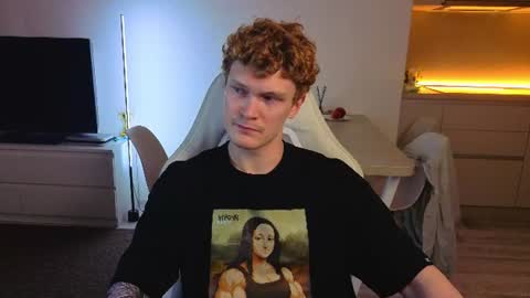 LUCASRYANPVT IS OPEN online show from June 20, 11:07 pm