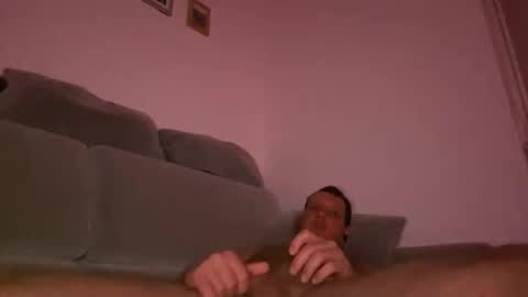 Snapshot of chemnitz09131 chatting on October 9, 9:35 pm Ad1i.x online show from October 9, 9:35 pm